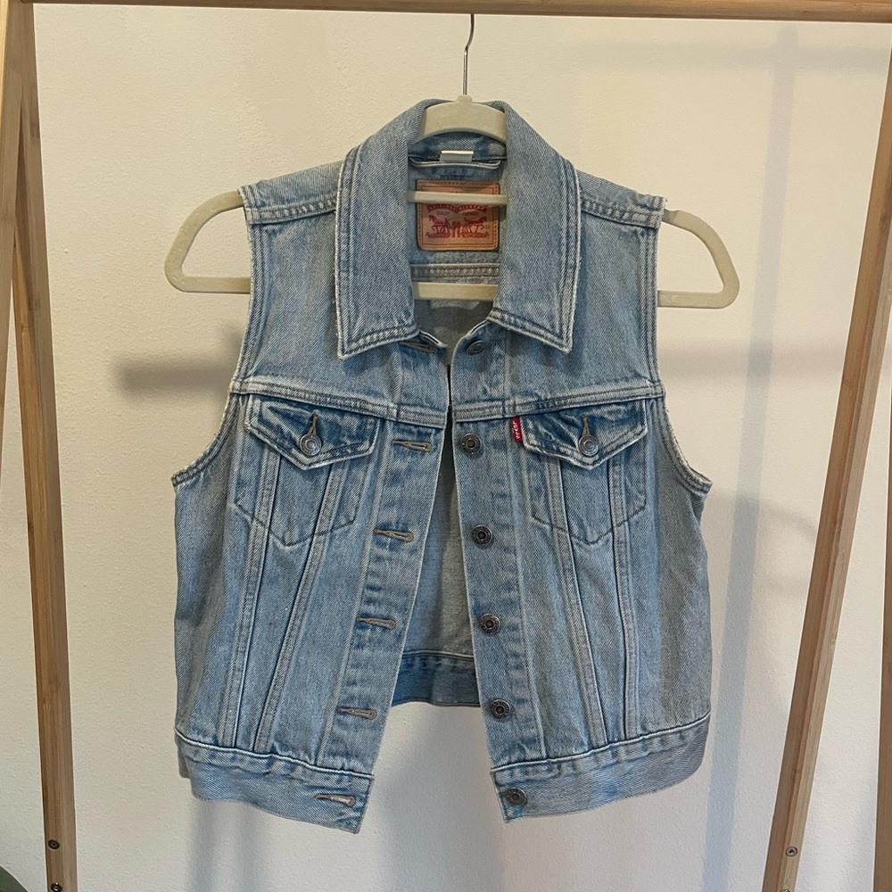 Levi’s Vest